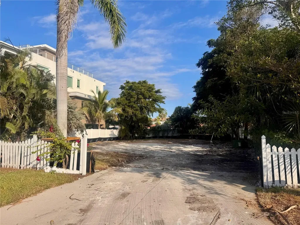 165 Tyler Drive Sarasota FL 34236