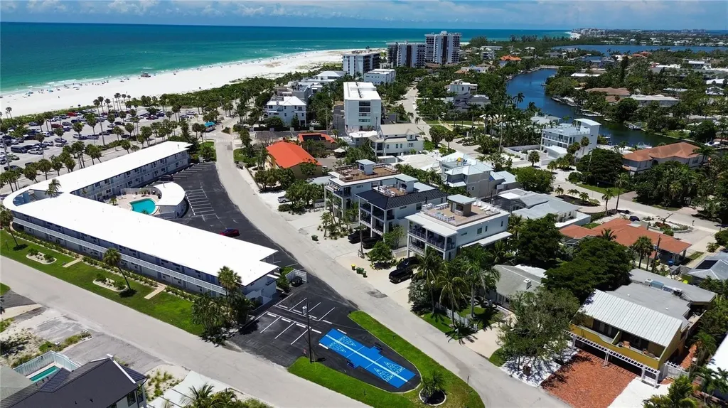165 Tyler Drive Sarasota FL 34236