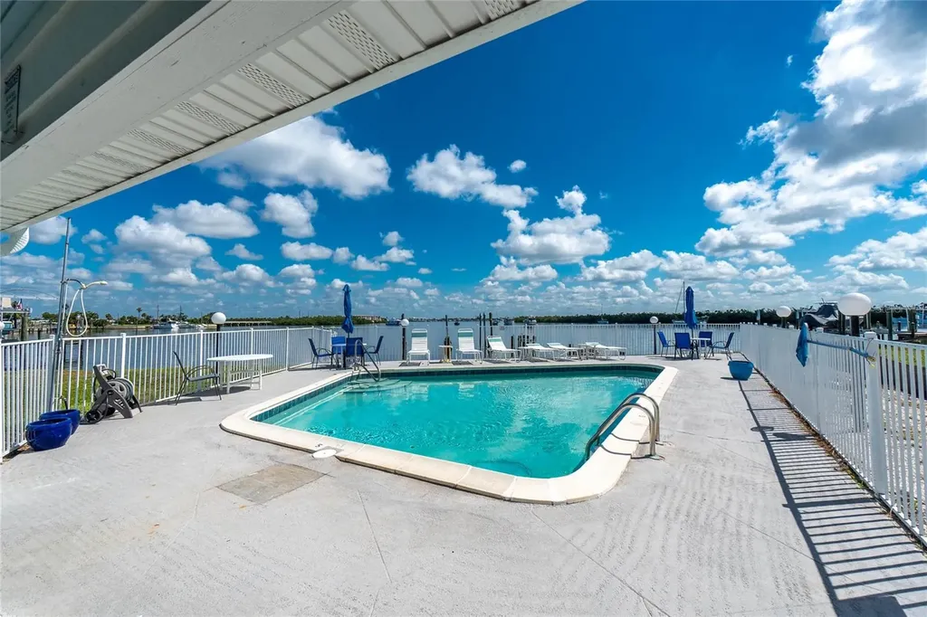 1745 Gulf Boulevard Englewood FL 34223