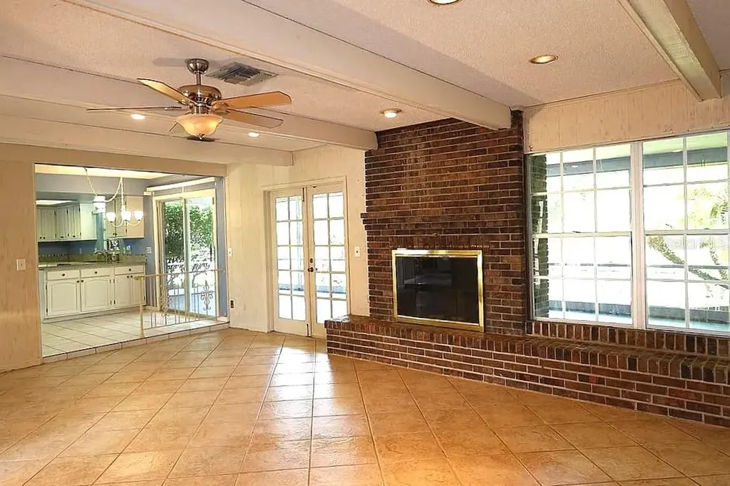 8 Felicia Court Palm Coast FL 32137