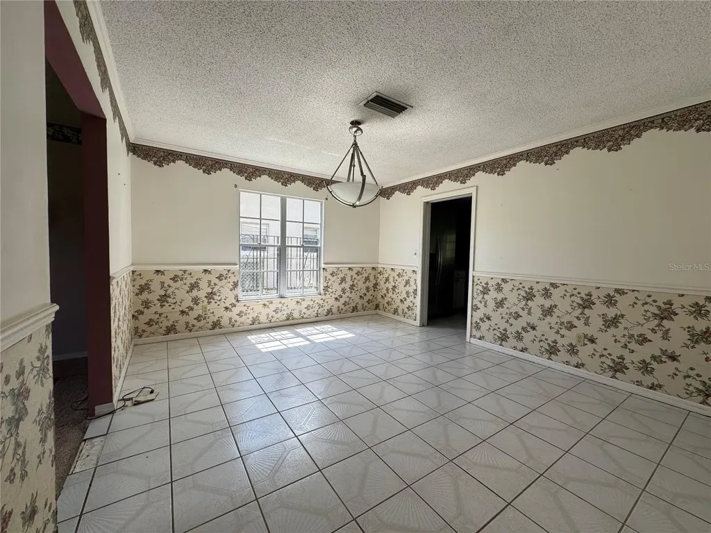 8 Felicia Court Palm Coast FL 32137