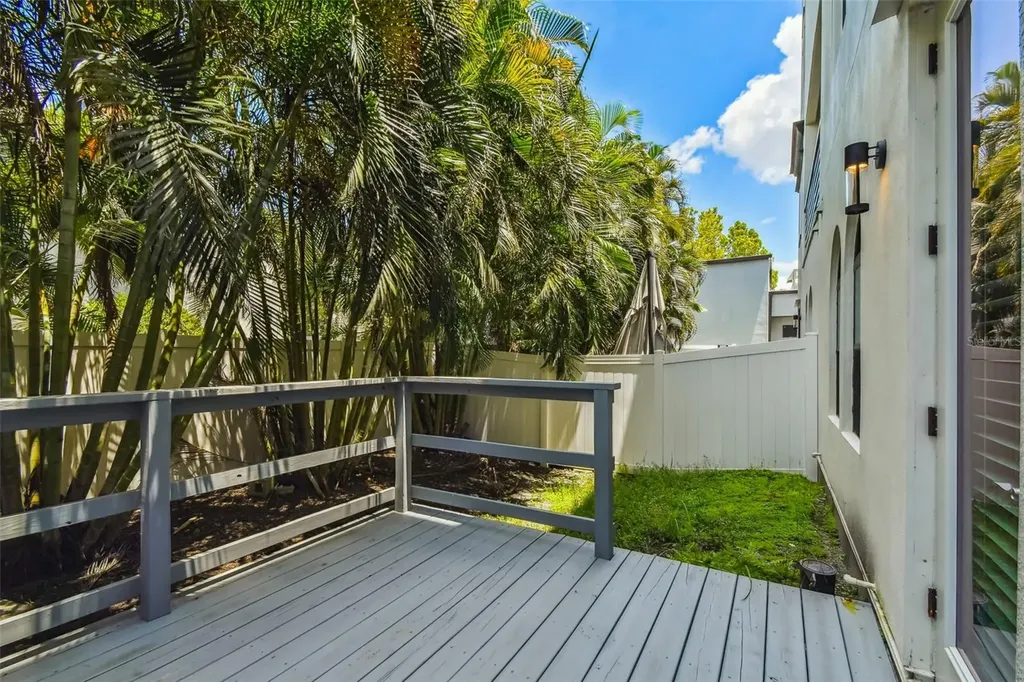 622 S Matanzas Avenue Tampa FL 33609