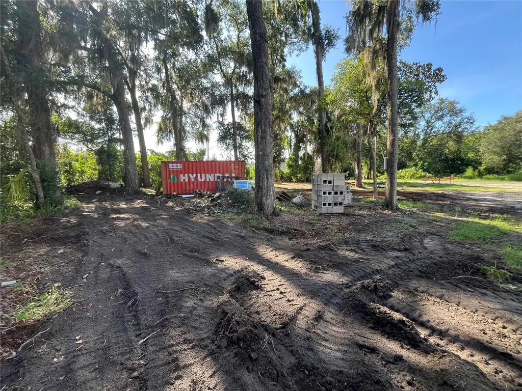 1222 NW 2nd Street Gainesville FL 32601
