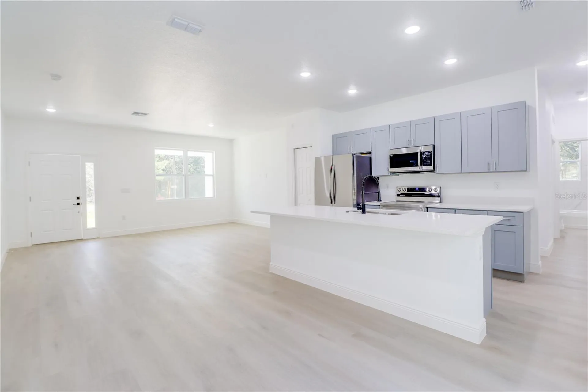 58 Fisher Trace Run Ocklawaha FL 32179
