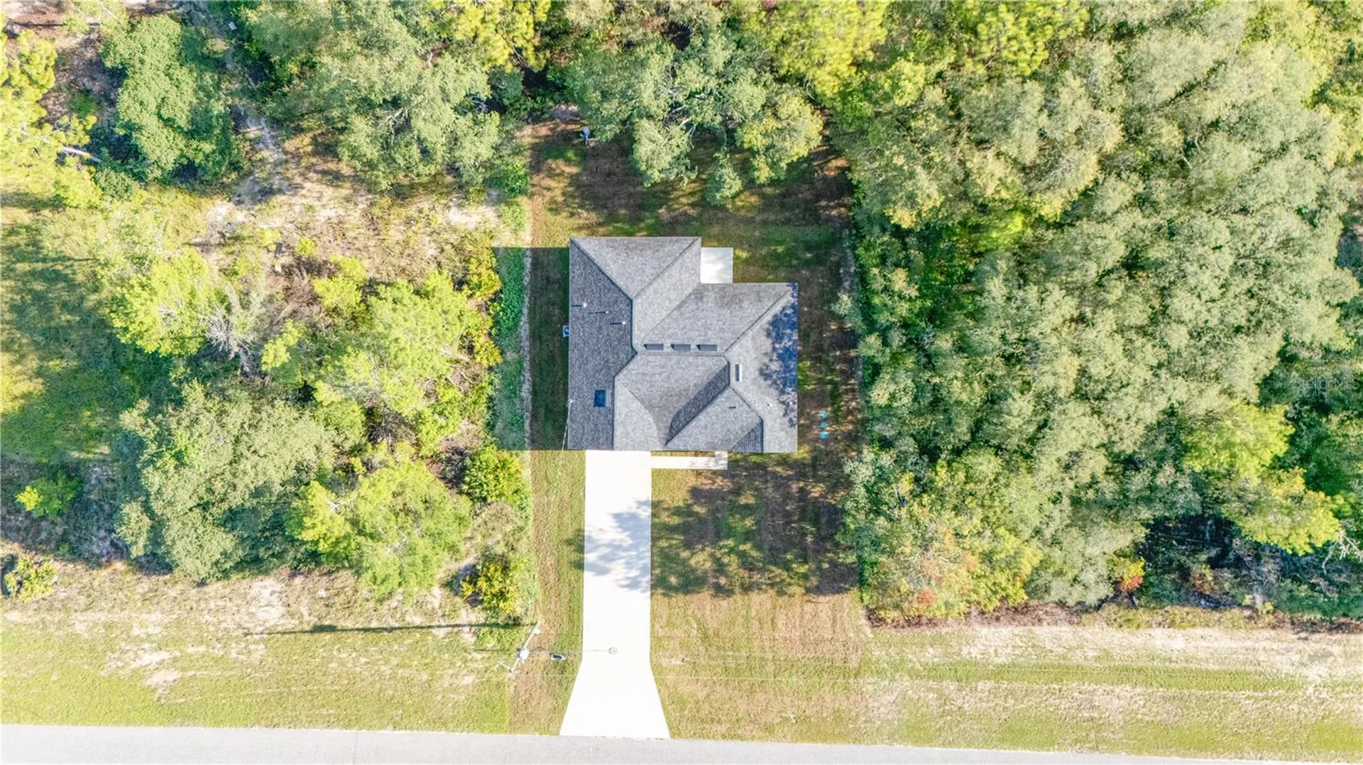 125 Fisher Way Ocklawaha FL 32179