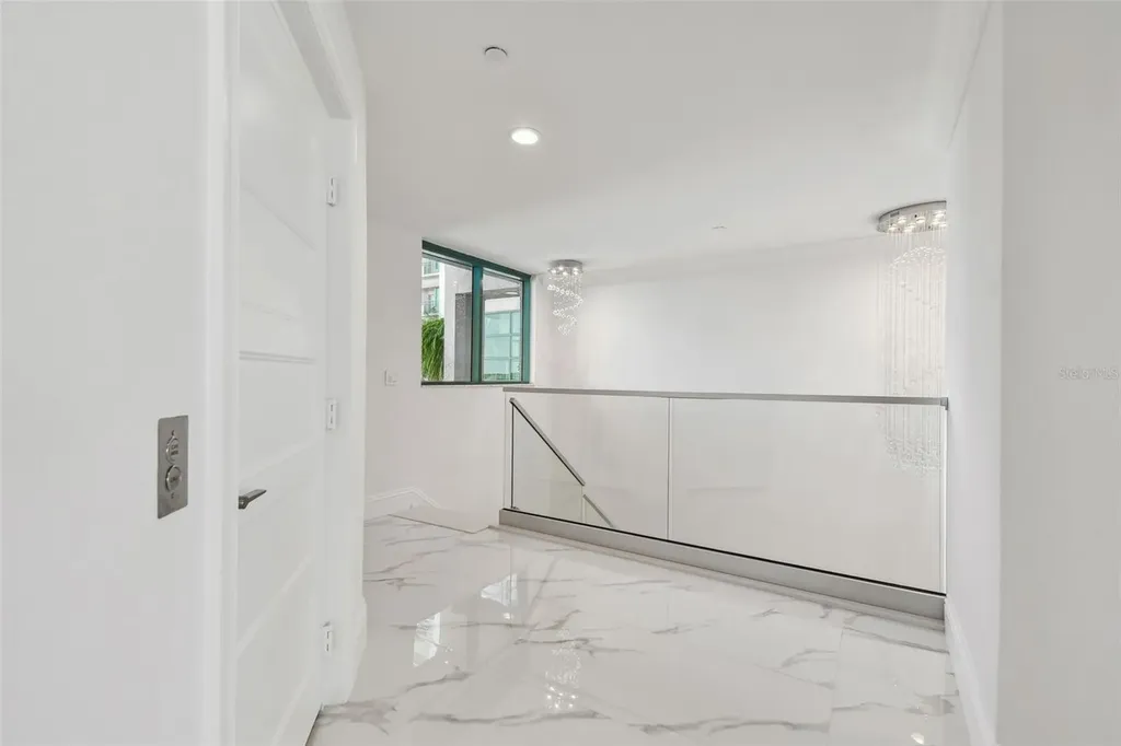 1560 Gulf Boulevard Clearwater Beach FL 33767