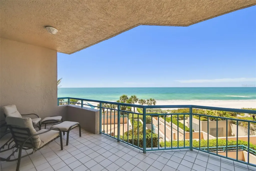 1560 Gulf Boulevard Clearwater Beach FL 33767