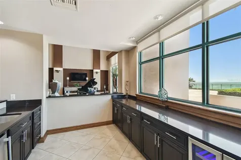 1560 Gulf Boulevard Clearwater Beach FL 33767