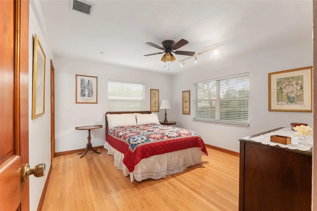 10745 SE Sunset Harbor Road Summerfield FL 34491