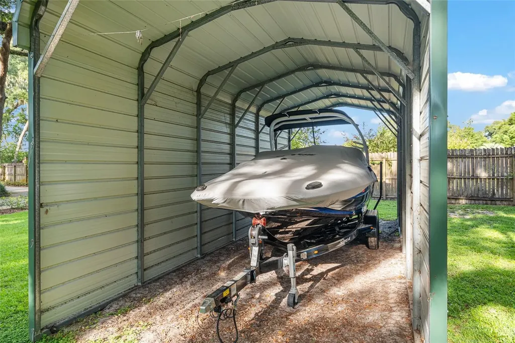 10745 SE Sunset Harbor Road Summerfield FL 34491