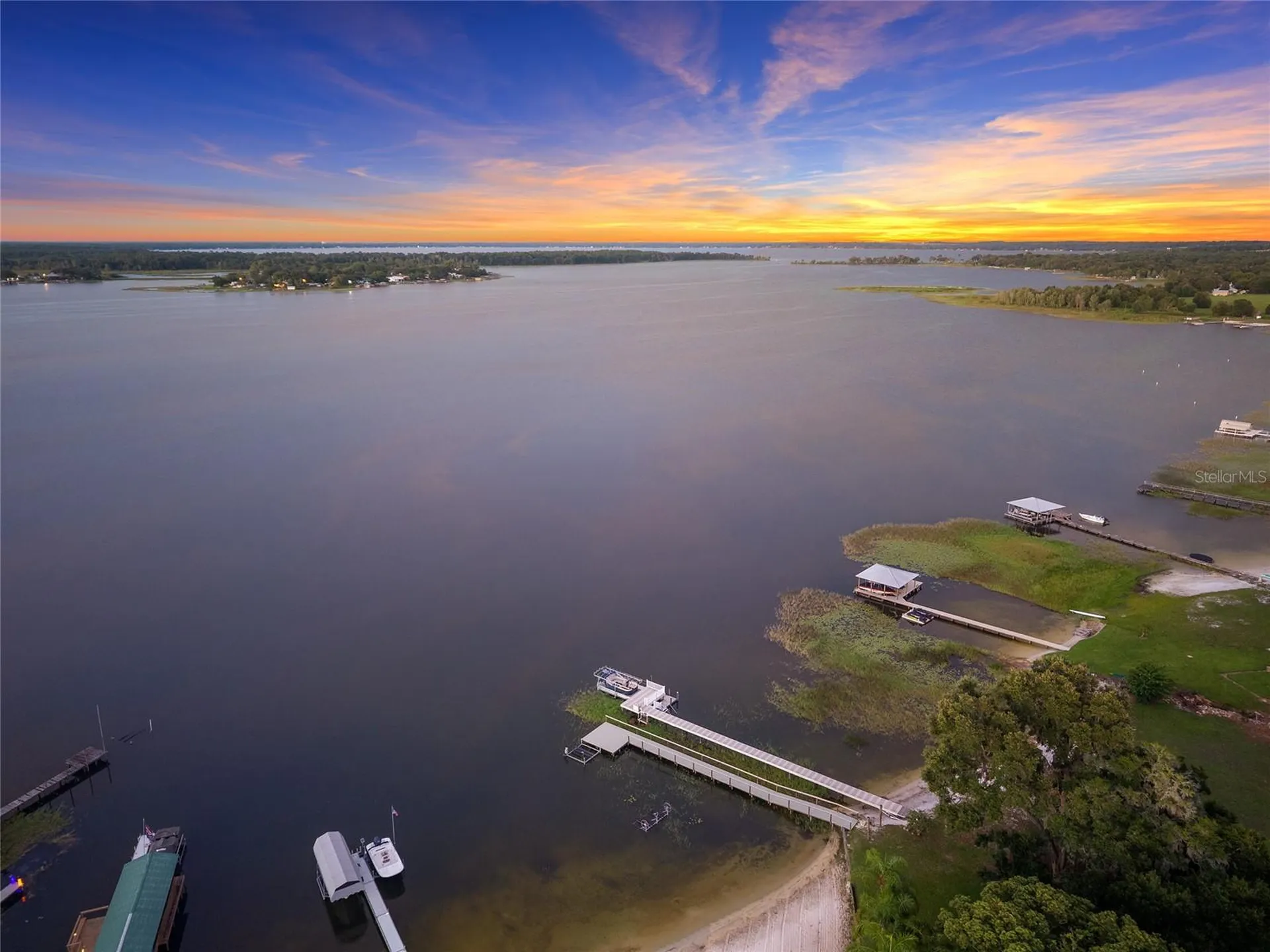 10745 SE Sunset Harbor Road Summerfield FL 34491