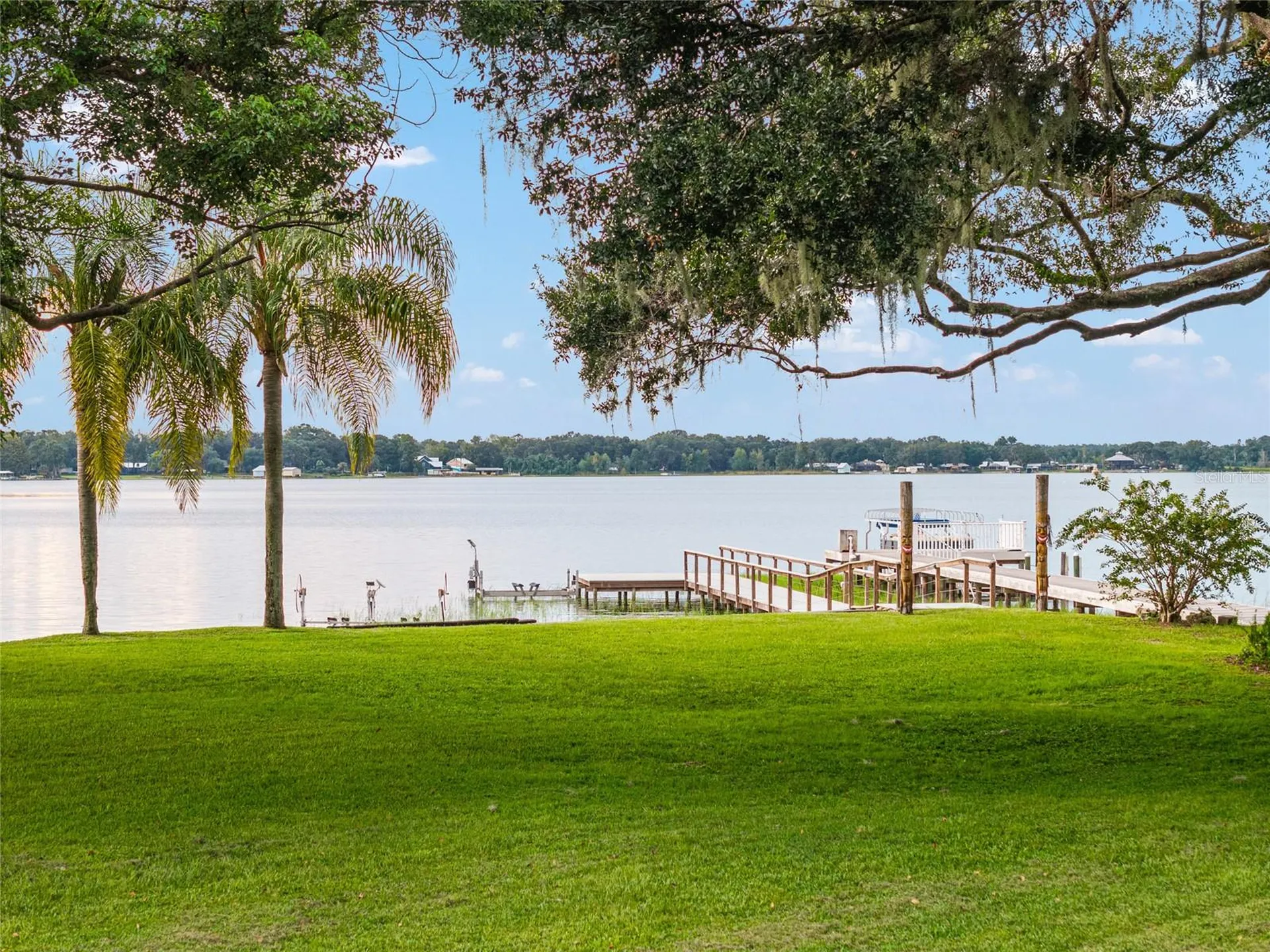 10745 SE Sunset Harbor Road Summerfield FL 34491