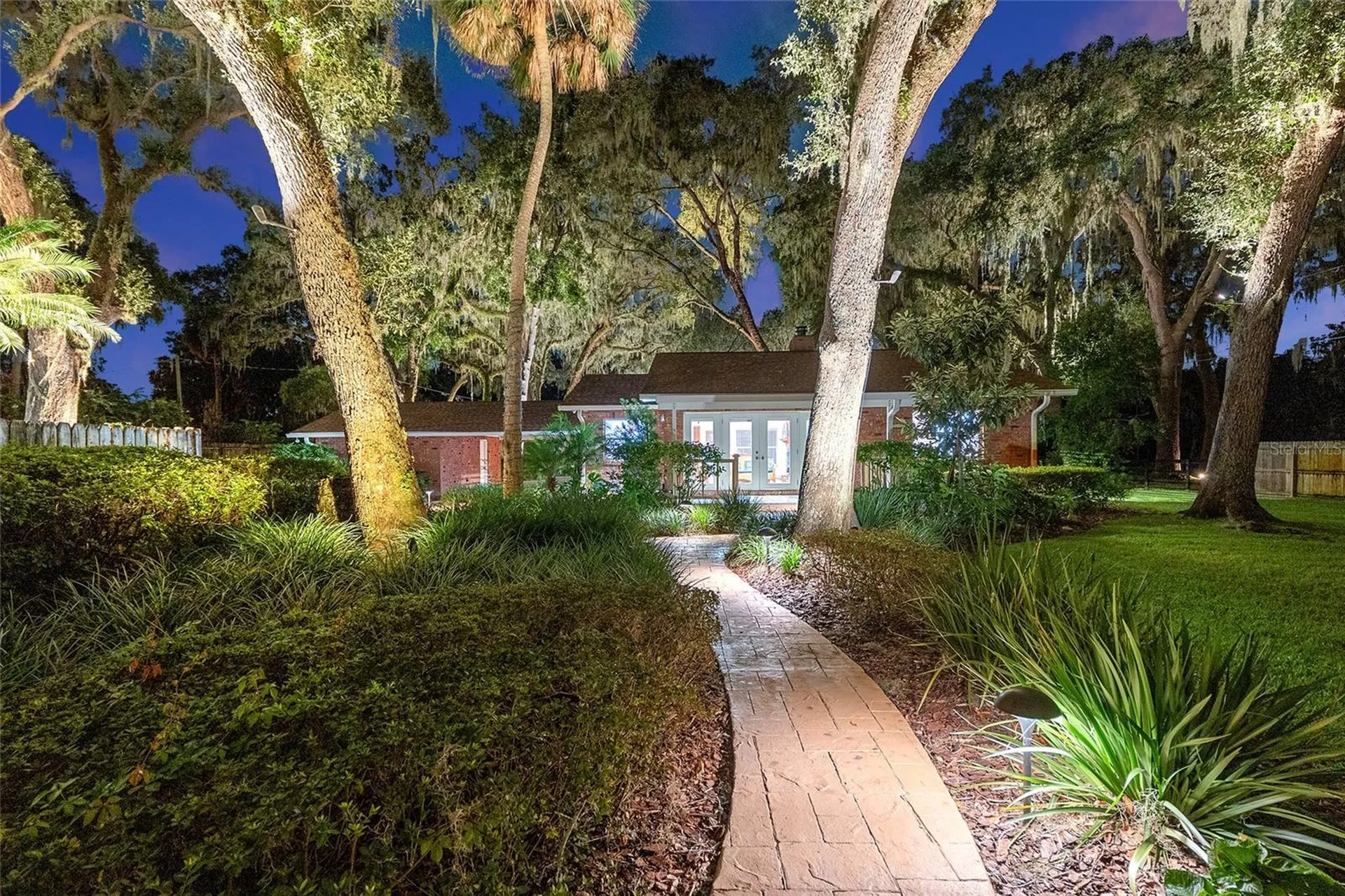 10745 SE Sunset Harbor Road Summerfield FL 34491