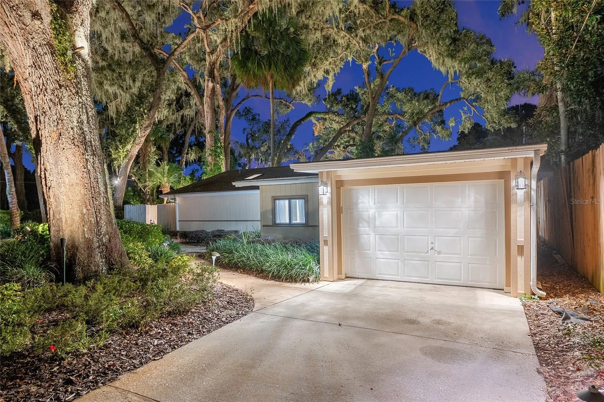 10745 SE Sunset Harbor Road Summerfield FL 34491