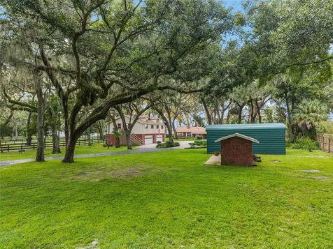 10745 SE Sunset Harbor Road Summerfield FL 34491