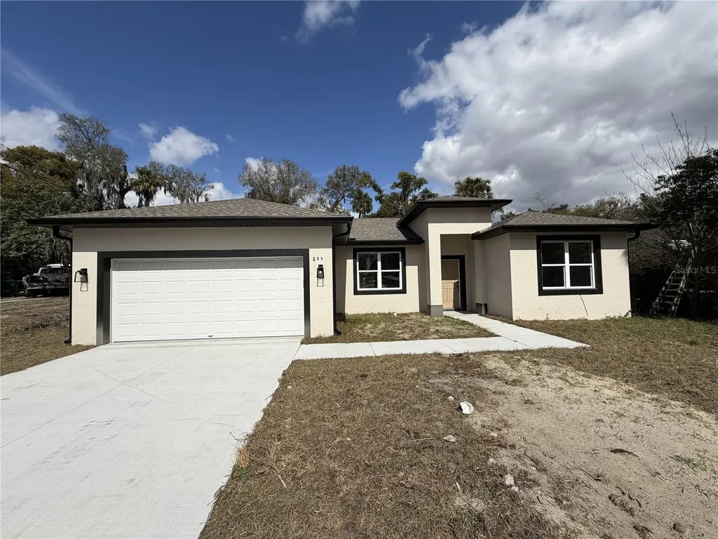221 W Euclid Avenue Deland FL 32720