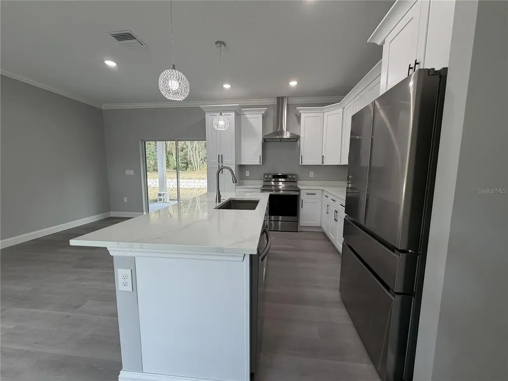 221 W Euclid Avenue Deland FL 32720