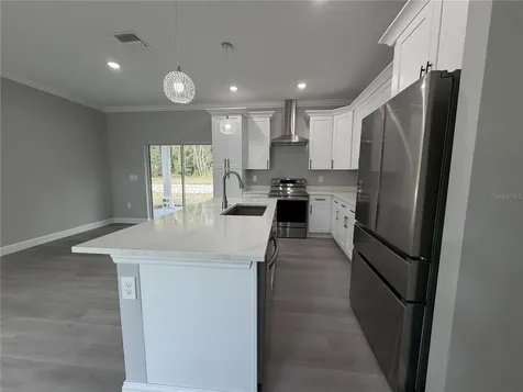 221 W Euclid Avenue Deland FL 32720