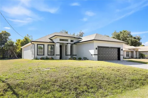 3057 Aliceville Road North Port FL 34288