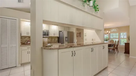 4453 Little John Trail Sarasota FL 34232