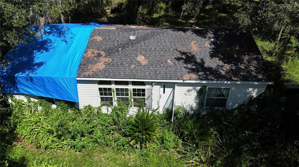 9278 Cr 734 Center Hill FL 33514