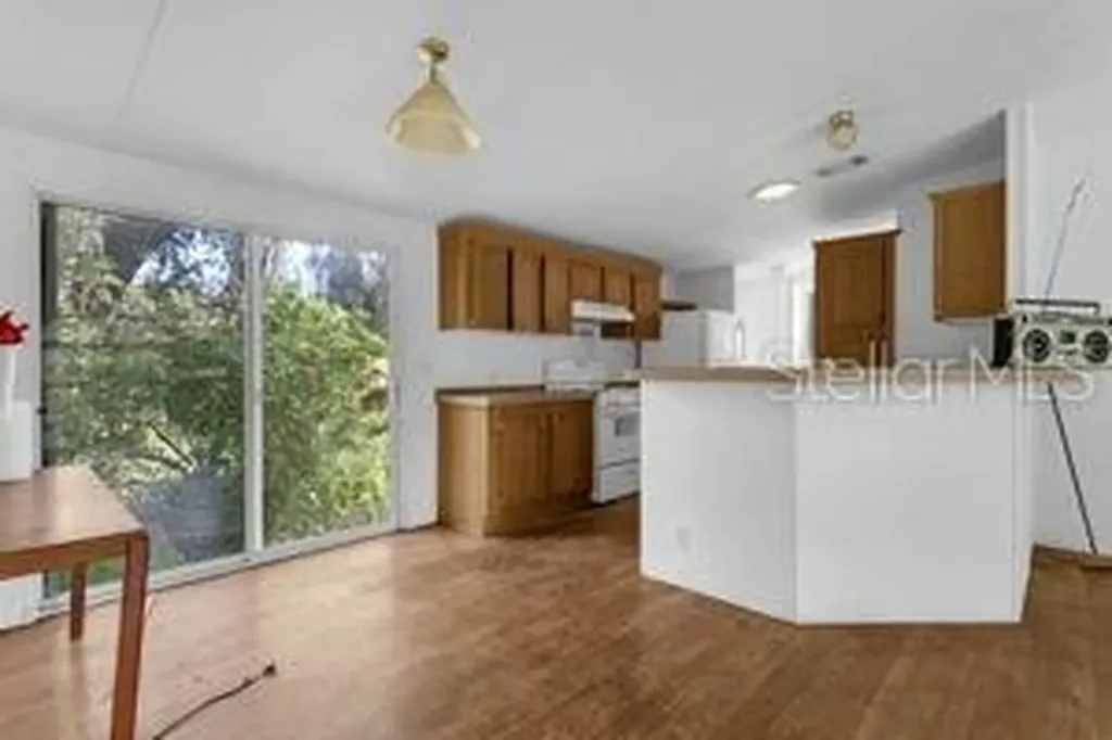 9278 Cr 734 Center Hill FL 33514