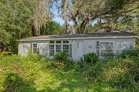 9278 Cr 734 Center Hill FL 33514