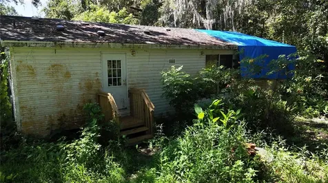 9278 Cr 734 Center Hill FL 33514