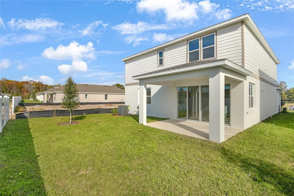 151 Waterstone Loop Tavares FL 32778