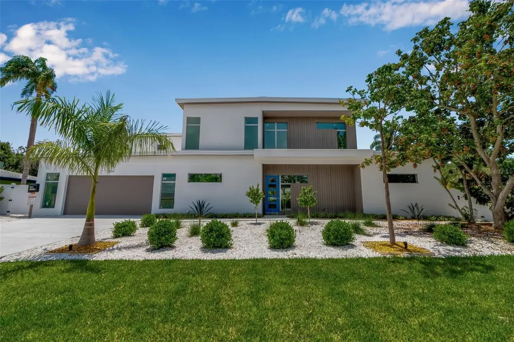 2534 Grove Street Sarasota FL 34239