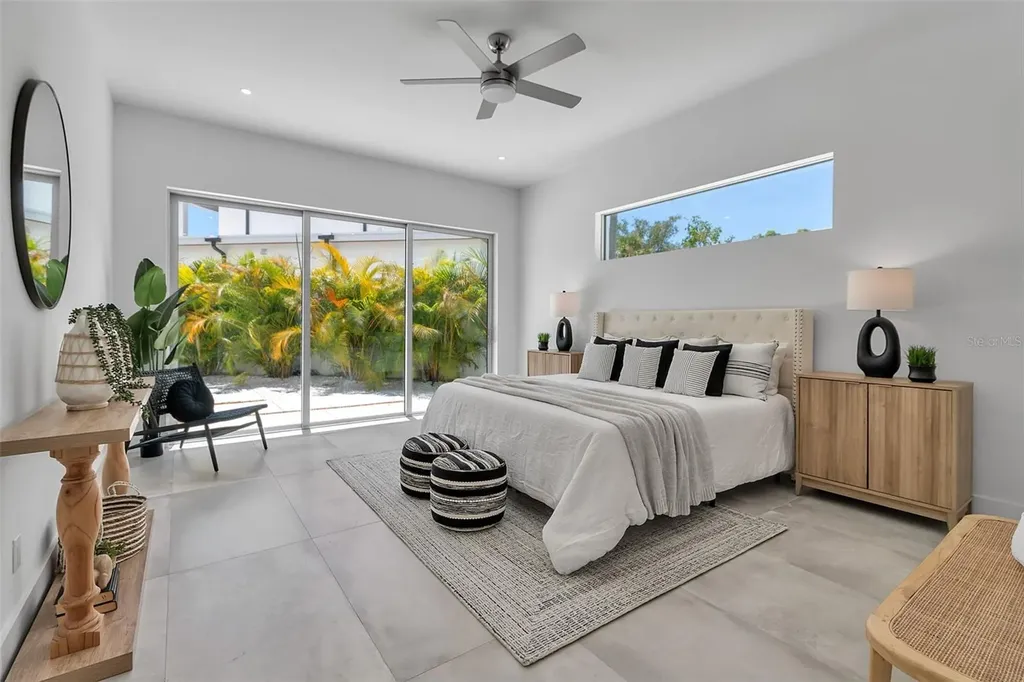2534 Grove Street Sarasota FL 34239