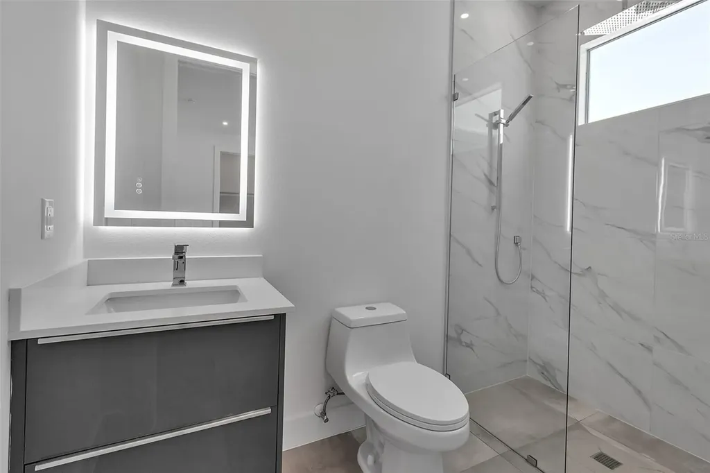 2534 Grove Street Sarasota FL 34239