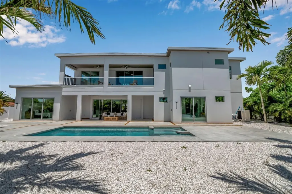 2534 Grove Street Sarasota FL 34239