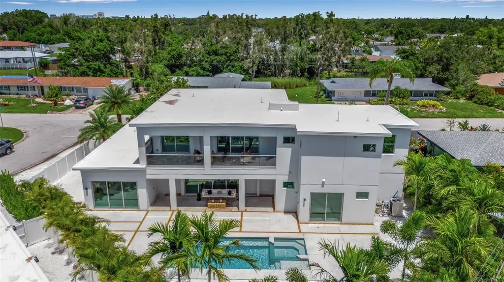 2534 Grove Street Sarasota FL 34239