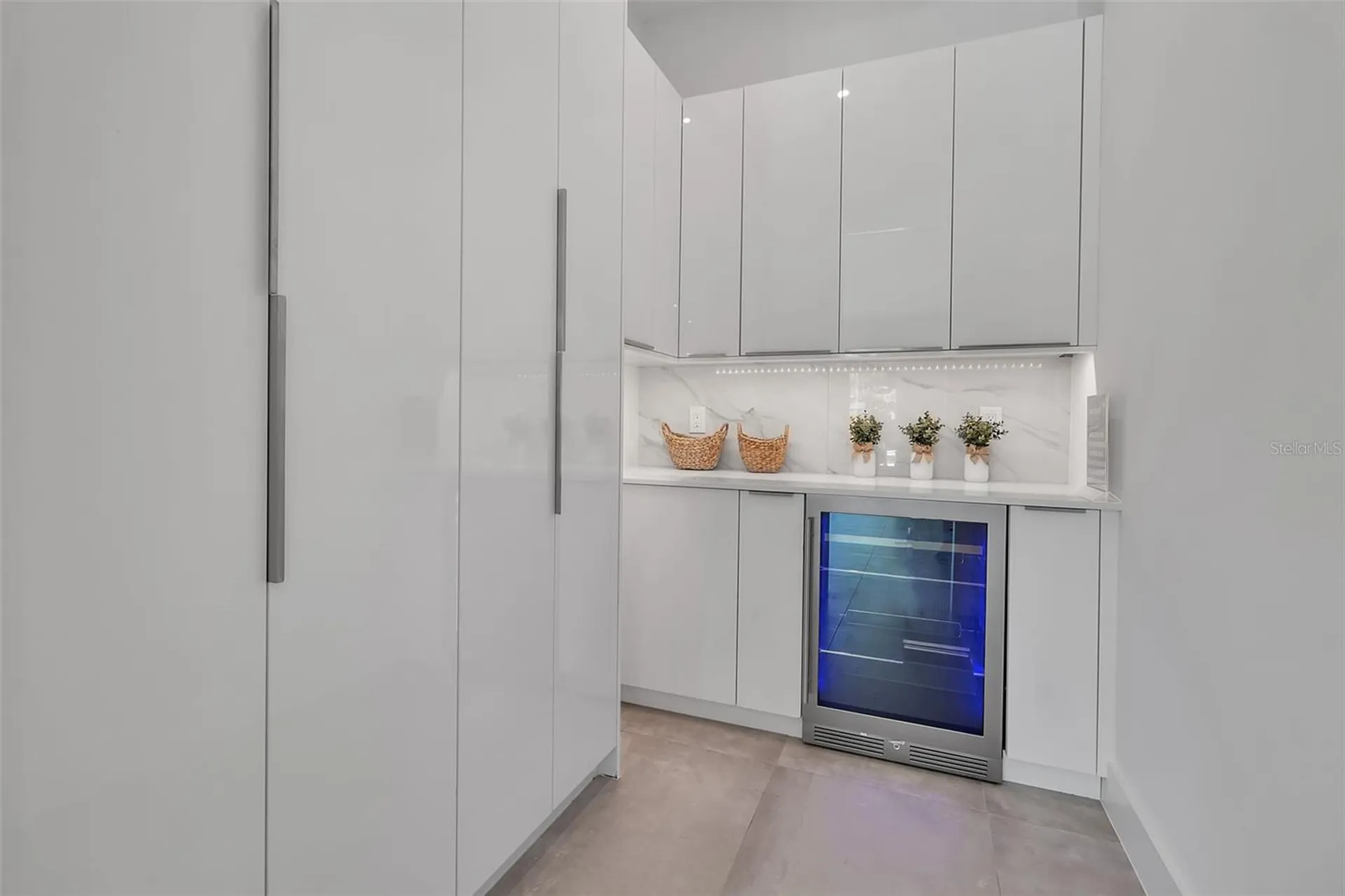 2534 Grove Street Sarasota FL 34239