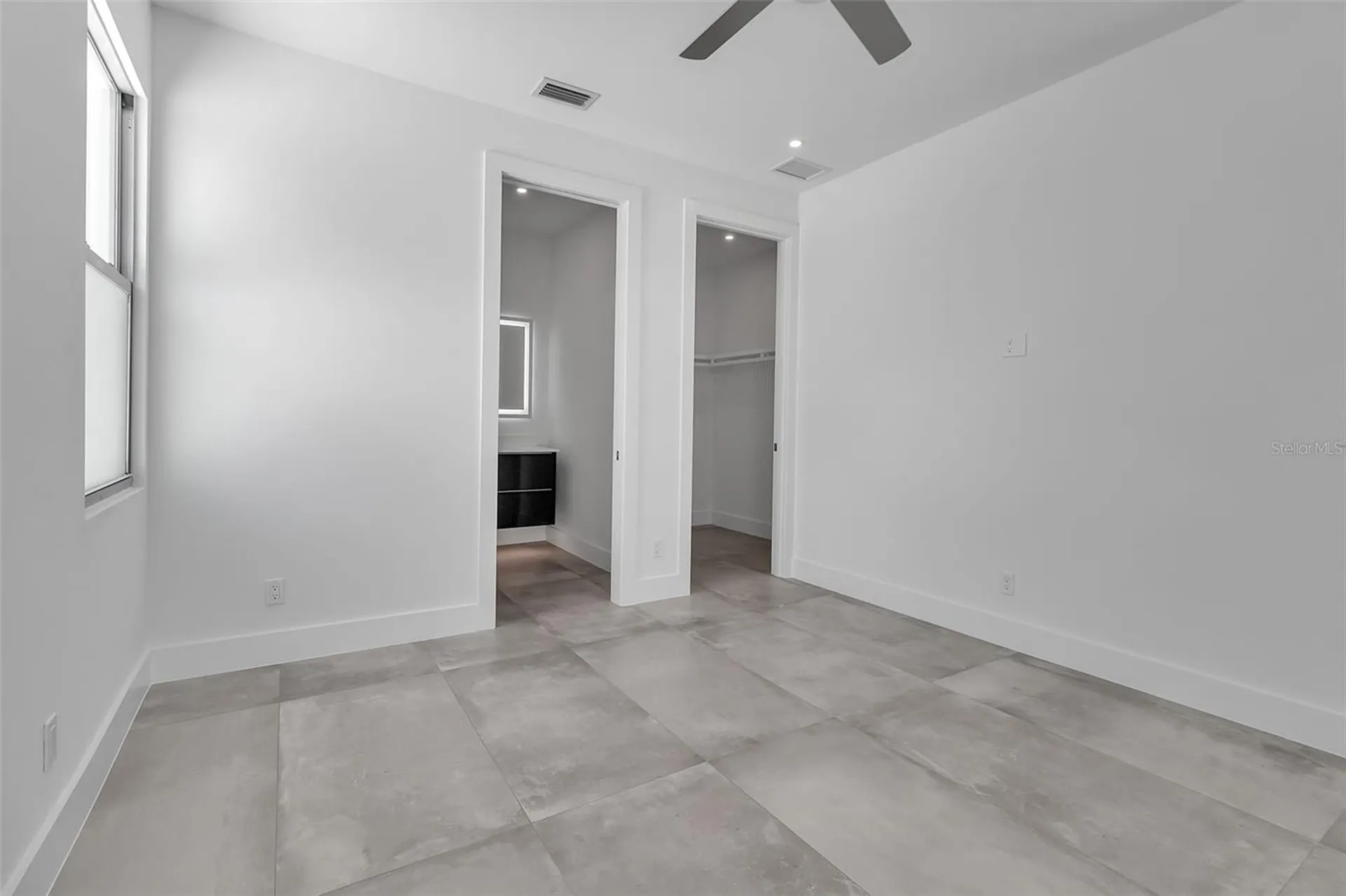 2534 Grove Street Sarasota FL 34239