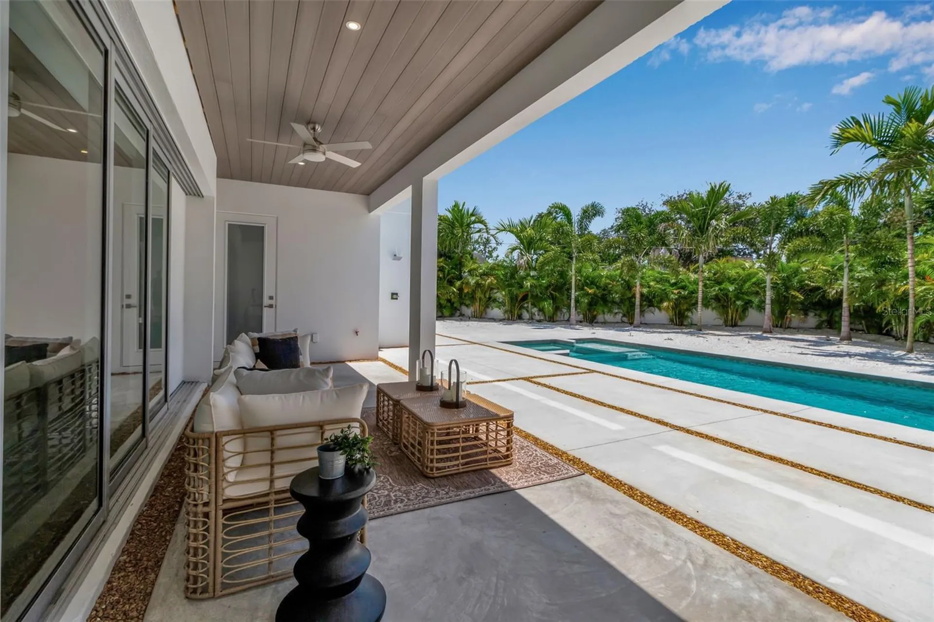 2534 Grove Street Sarasota FL 34239