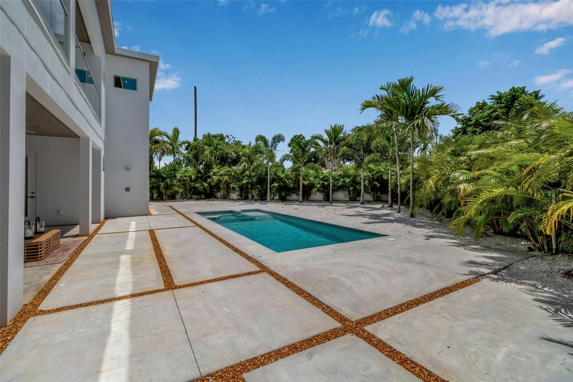 2534 Grove Street Sarasota FL 34239