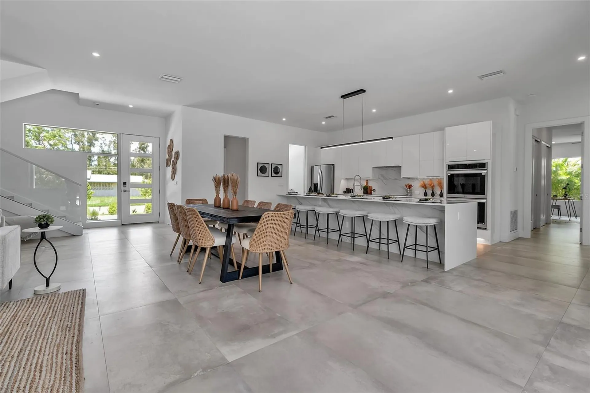 2534 Grove Street Sarasota FL 34239
