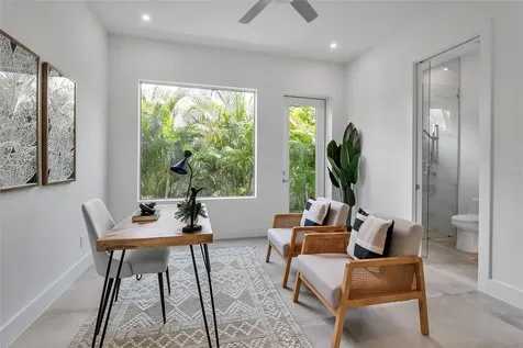 2534 Grove Street Sarasota FL 34239