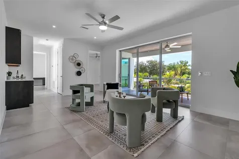2534 Grove Street Sarasota FL 34239