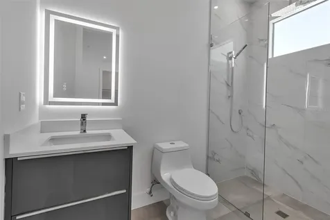 2534 Grove Street Sarasota FL 34239