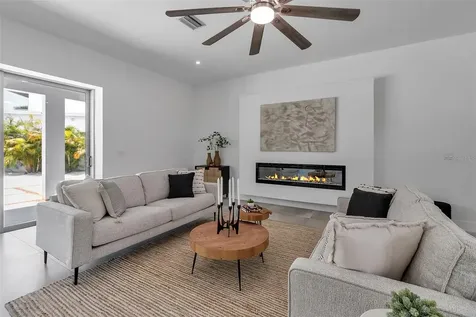 2534 Grove Street Sarasota FL 34239