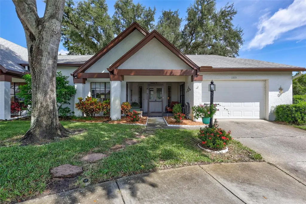 1213 Camelot Court Palm Harbor FL 34684