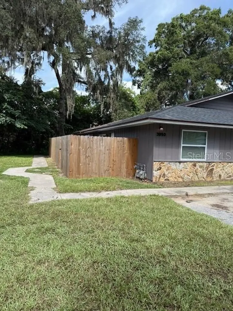 3950 SE 17th Court Ocala FL 34480