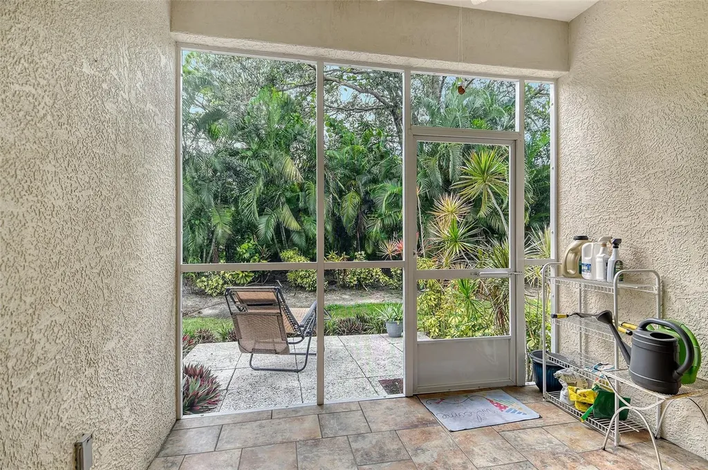 4235 Castlebridge Lane Sarasota FL 34238