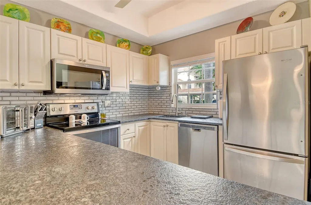 4235 Castlebridge Lane Sarasota FL 34238