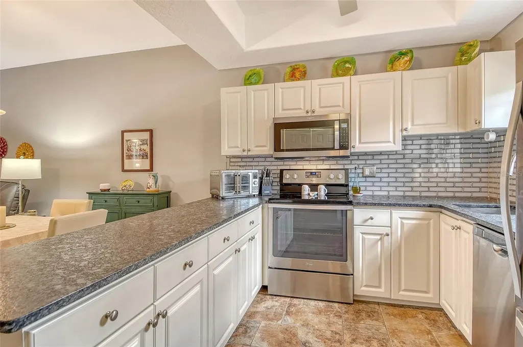 4235 Castlebridge Lane Sarasota FL 34238