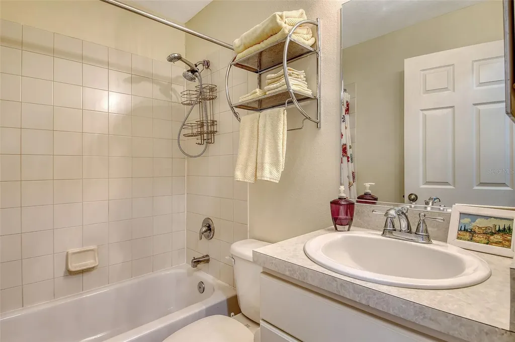 4235 Castlebridge Lane Sarasota FL 34238