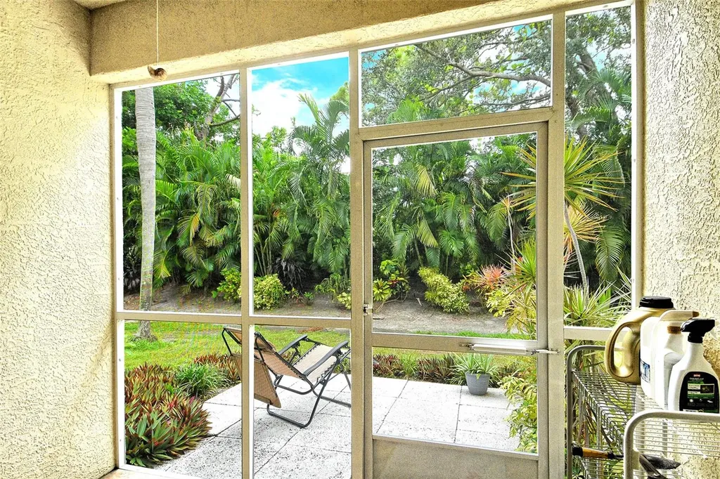 4235 Castlebridge Lane Sarasota FL 34238